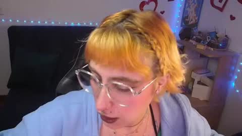 Snapshot of catsito chatting on 06-19-26, 01:54 im MIA -Independent Model MY OF is catsito3 online show from 06-19-26, 01:54