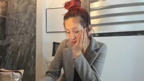 CATT EVANS online show from 12-12-24, 12:48