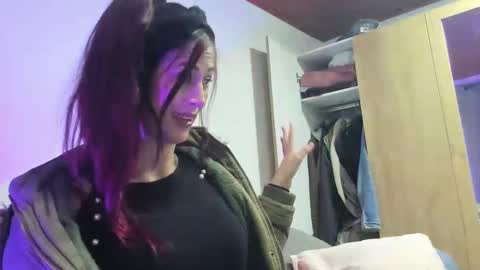 CATT EVANS online show from 12-28-24, 04:30