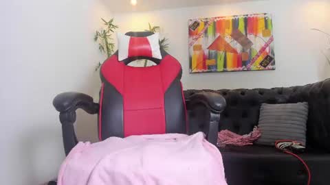 Catt Noir online show from 07-12-26, 02:52