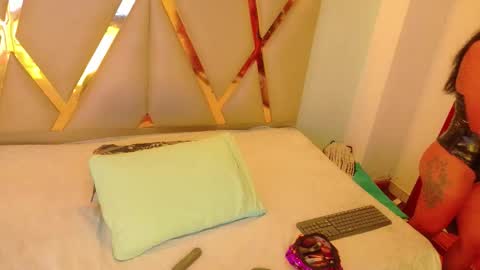 CATALEYA  online show from 10-13-25, 12:27