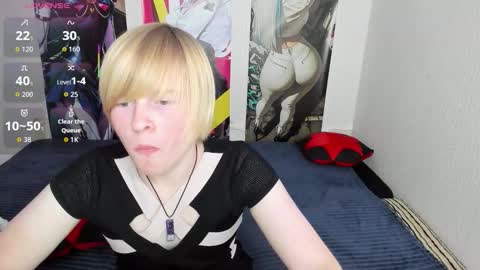 cattie_w_ online show from 10-17-25, 02:04