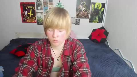 cattie_w_ online show from 02-22-26, 01:18