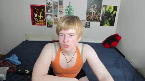 cattie_w_ online show from 04-03-26, 01:14