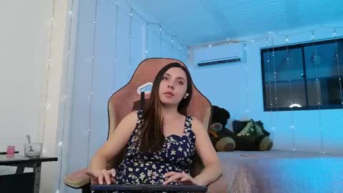  Cattleya you can tell me Leya too.     online show from 04-27-26, 03:37