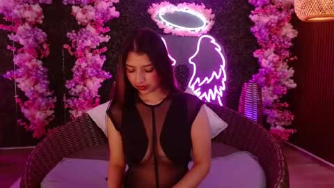 Snapshot of cattlyn_fire chatting on 11-11-25, 04:23 cattlyn online show from 11-11-25, 04:23