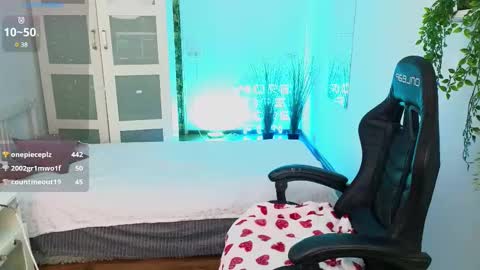 caty_cuddly online show from 02-19-25, 08:44