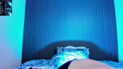 Snapshot of caty_sex4u chatting on 05-01-26, 07:02 caty online show from 05-01-26, 07:02