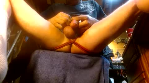 Snapshot of caughtnaked chatting on 01-04-25, 12:27 caughtnaked online show from 01-04-25, 12:27