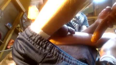 Snapshot of caughtnaked chatting on 01-13-25, 06:59 caughtnaked online show from 01-13-25, 06:59