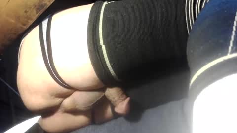 Snapshot of caughtnaked chatting on 03-16-26, 01:04 caughtnaked online show from 03-16-26, 01:04