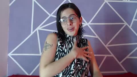 Snapshot of cava_pretty chatting on 02-06-25, 07:13 cava_pretty online show from 02-06-25, 07:13