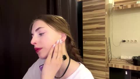 Polly online show from 03-13-26, 06:20