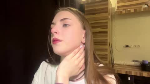 Polly online show from 03-18-26, 04:10