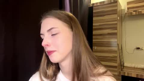 Polly online show from 03-24-26, 08:08