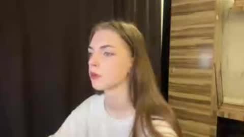 Polly online show from 03-30-26, 08:48