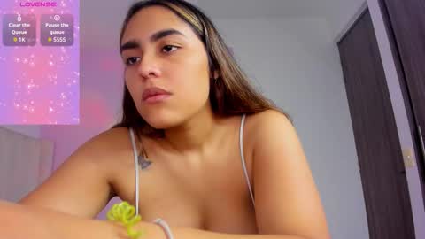 Cay online show from 11-04-25, 01:21