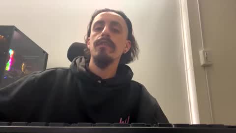 cayu_frensh94 online show from 12-12-24, 09:37