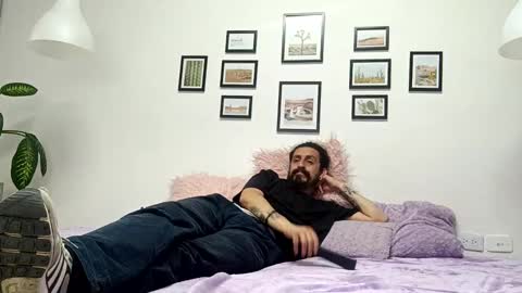 cayu_frensh94 online show from 05-07-26, 12:49