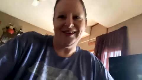 Snapshot of cayuga88 chatting on 10-19-25, 01:34 cayuga88 online show from 10-19-25, 01:34