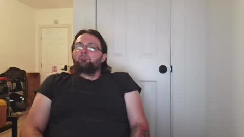 caz_corvidae online show from 07-04-26, 12:06