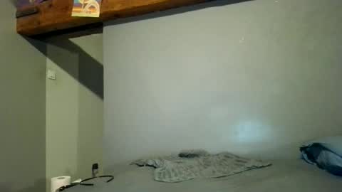 Snapshot of cclovefrench chatting on 10-04-25, 11:58 cclovefrench online show from 10-04-25, 11:58