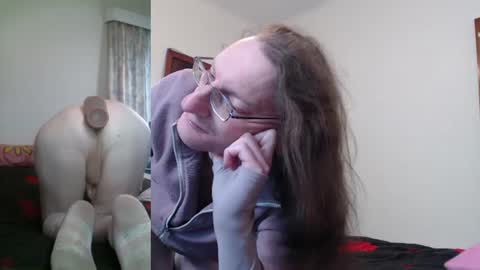 Snapshot of cdadalyn chatting on 06-15-26, 03:42 Adalyn online show from 06-15-26, 03:42