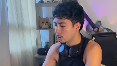 Carlos online show from 10-12-25, 09:03