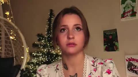 Lina  online show from 01-17-26, 07:28