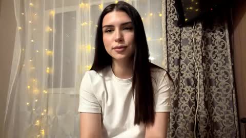 Darina online show from 03-18-26, 04:54