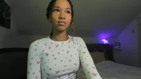 Snapshot of cedaya555 chatting on 12-04-24, 09:07 CEDAYA555 online show from 12-04-24, 09:07