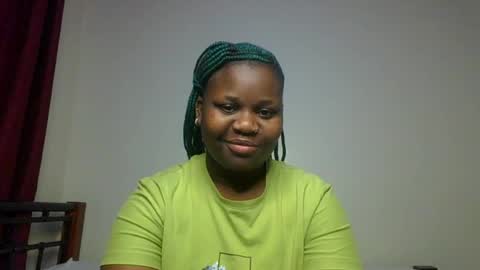 ceepretty25 online show from 08-10-26, 12:15