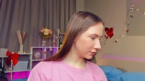 Josie Manesi online show from 02-02-25, 07:14