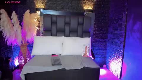 Snapshot of celeeste_rose chatting on 10-10-25, 10:03 CELESTE ROSE online show from 10-10-25, 10:03