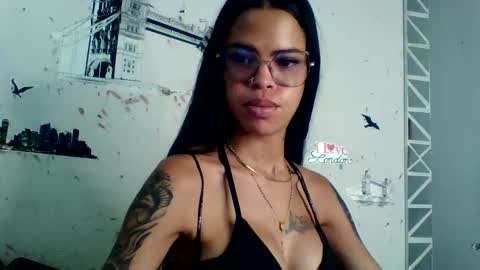 Snapshot of celesmejias chatting on 11-04-25, 11:59 celesmejias online show from 11-04-25, 11:59