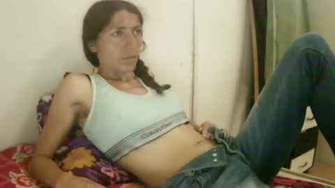 Snapshot of celeste198694 chatting on 04-13-26, 01:38 celeste198694 online show from 04-13-26, 01:38