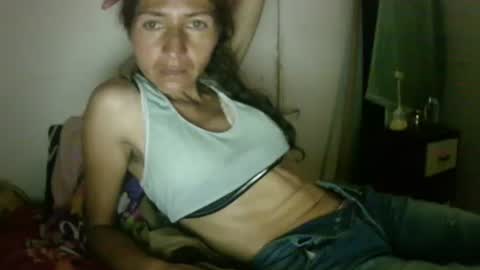 Snapshot of celeste198694 chatting on 04-16-26, 01:23 celeste198694 online show from 04-16-26, 01:23