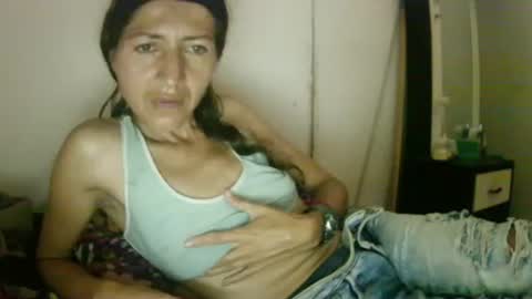 Snapshot of celeste198694 chatting on 05-04-26, 01:51 celeste198694 online show from 05-04-26, 01:51