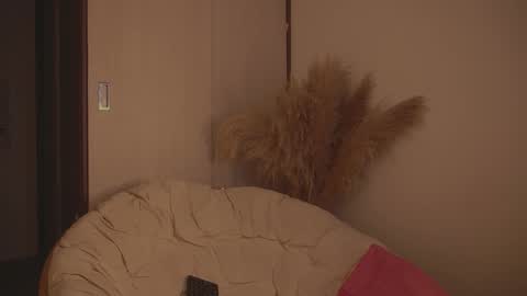 Diane Independent model online show from 03-10-25, 08:23