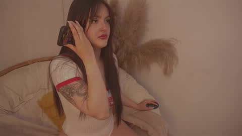 Diane Independent model online show from 09-22-25, 07:05
