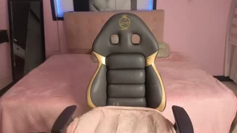 celeste_fioree online show from 06-17-26, 01:34