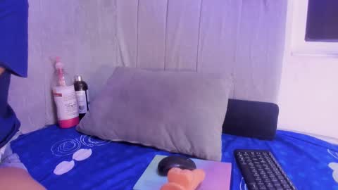 Snapshot of celeste_jhons1 chatting on 11-03-25, 08:10 celeste_jhons1 online show from 11-03-25, 08:10