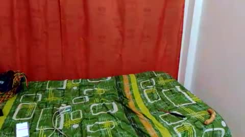 Snapshot of celeste_leon07 chatting on 05-06-26, 01:25 celeste_leon07 online show from 05-06-26, 01:25