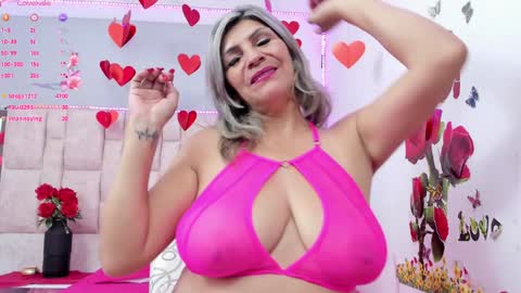 Snapshot of celeste_lincon chatting on 02-07-25, 05:41 Celeste Lincon online show from 02-07-25, 05:41