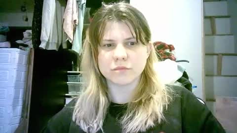 celeste_naughty_ online show from 04-06-26, 10:05