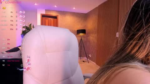 Snapshot of celeste_rosee_1 chatting on 09-18-25, 08:00 Celeste online show from 09-18-25, 08:00