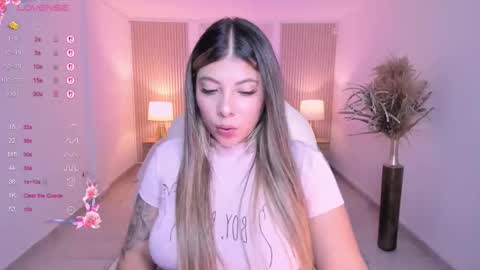 Snapshot of celeste_rosee_1 chatting on 10-20-25, 07:03 Celeste online show from 10-20-25, 07:03