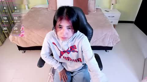 Snapshot of celeste_rous__ chatting on 06-04-26, 12:11 Celeste online show from 06-04-26, 12:11