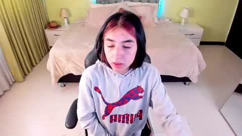 Snapshot of celeste_rous__ chatting on 06-11-26, 11:30 Celeste online show from 06-11-26, 11:30