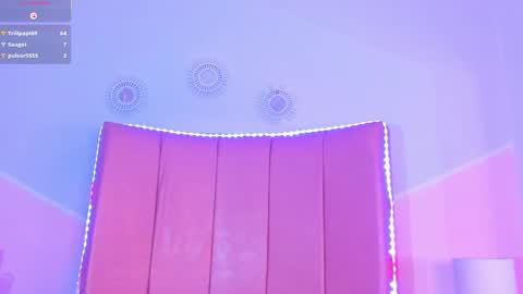 Snapshot of celeste_rouss_ chatting on 03-08-25, 07:05 Sofia Castrillon online show from 03-08-25, 07:05